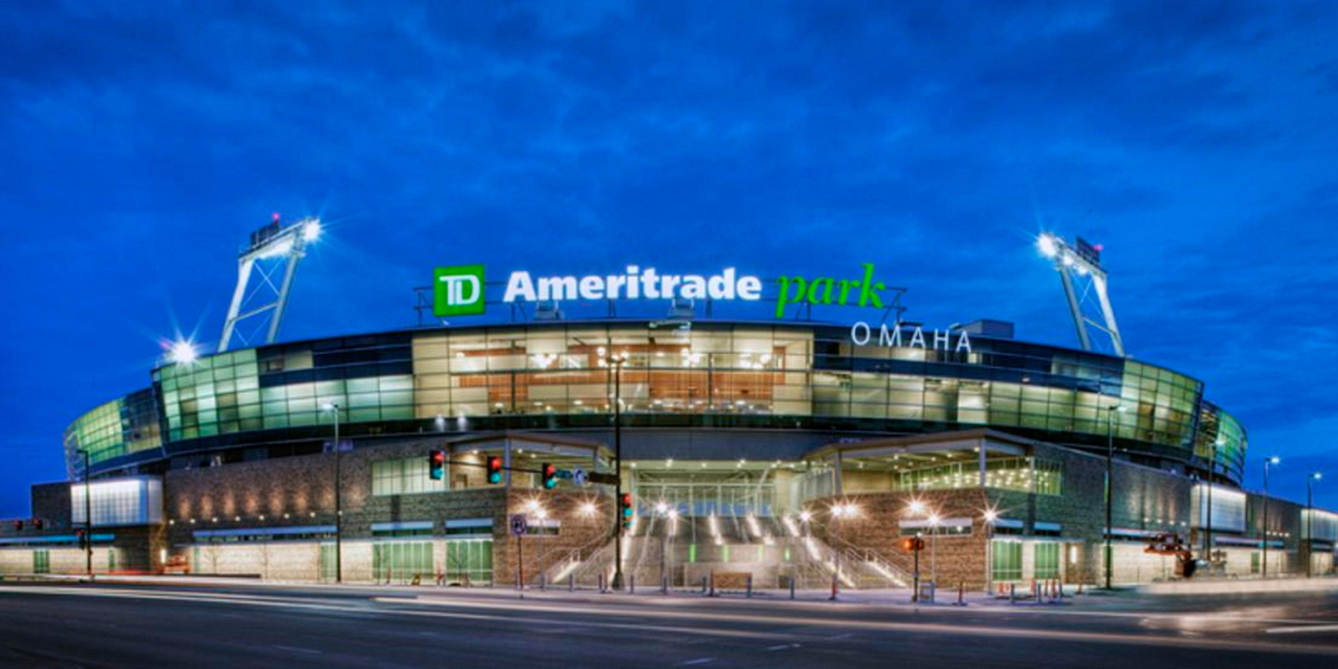 Holiday Inn Omaha Downtown - Waterpark By Ihg Exterior foto