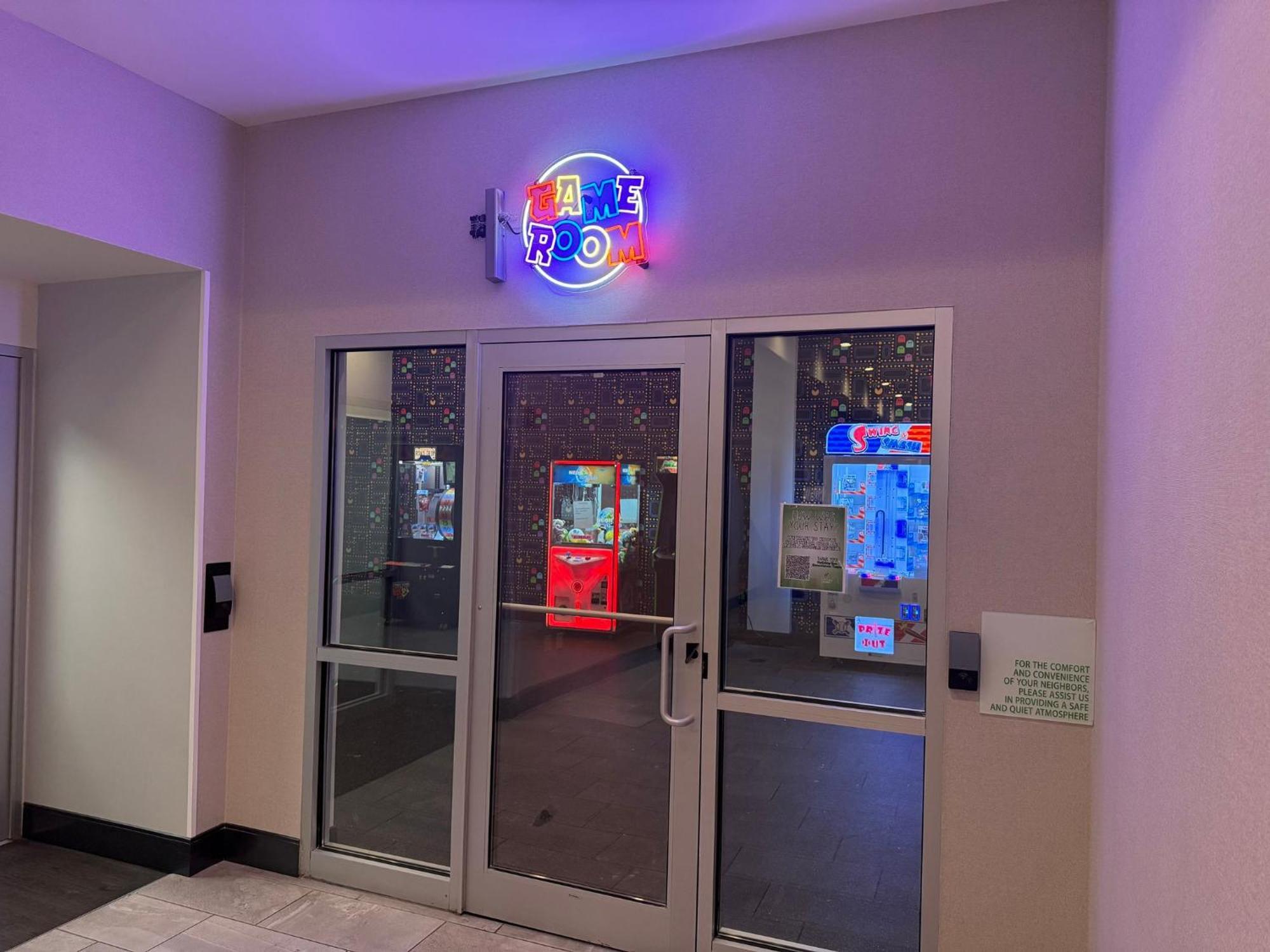 Holiday Inn Omaha Downtown - Waterpark By Ihg Exterior foto